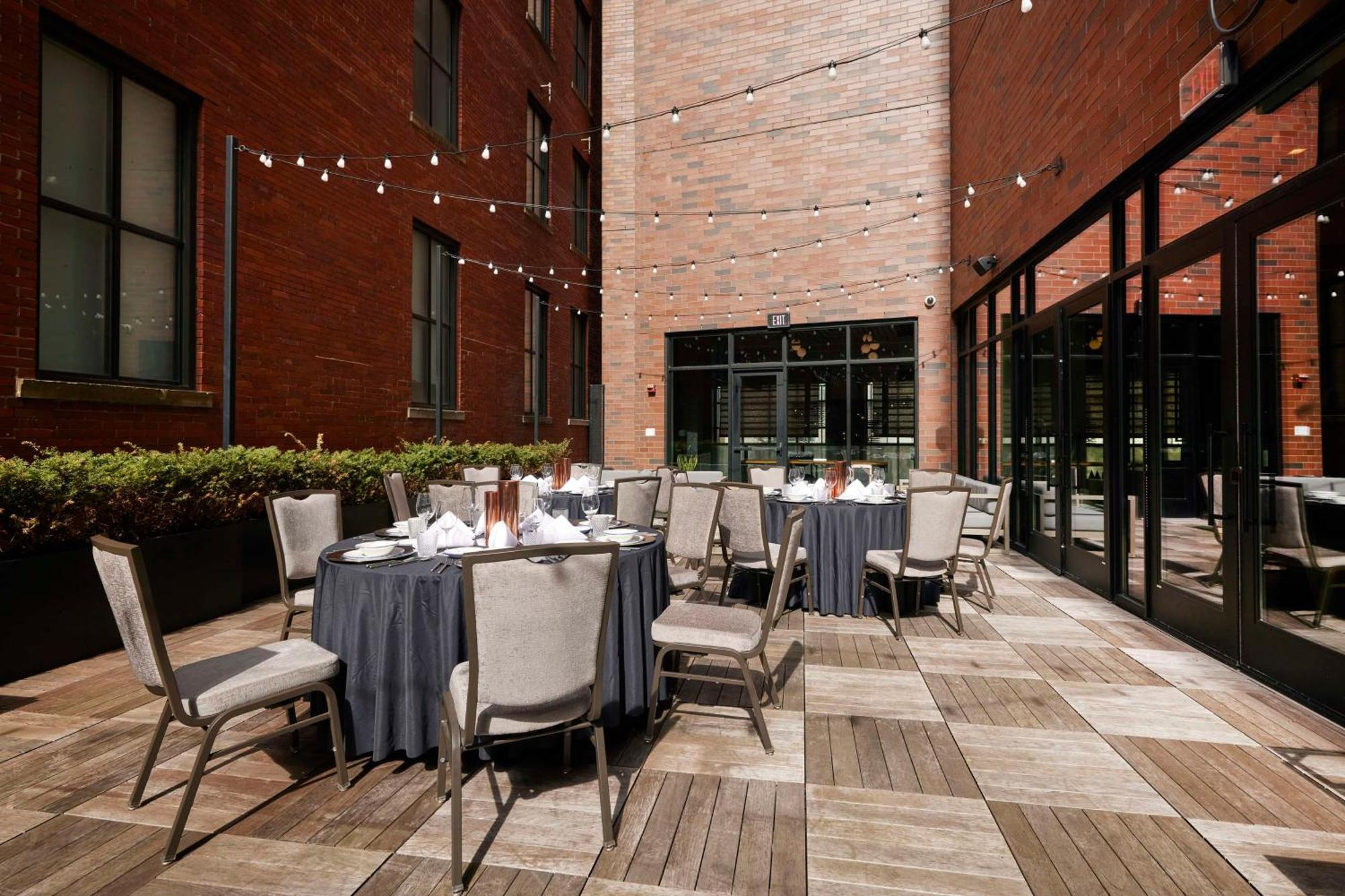 Canopy By Hilton Columbus Downtown Short North Exterior photo